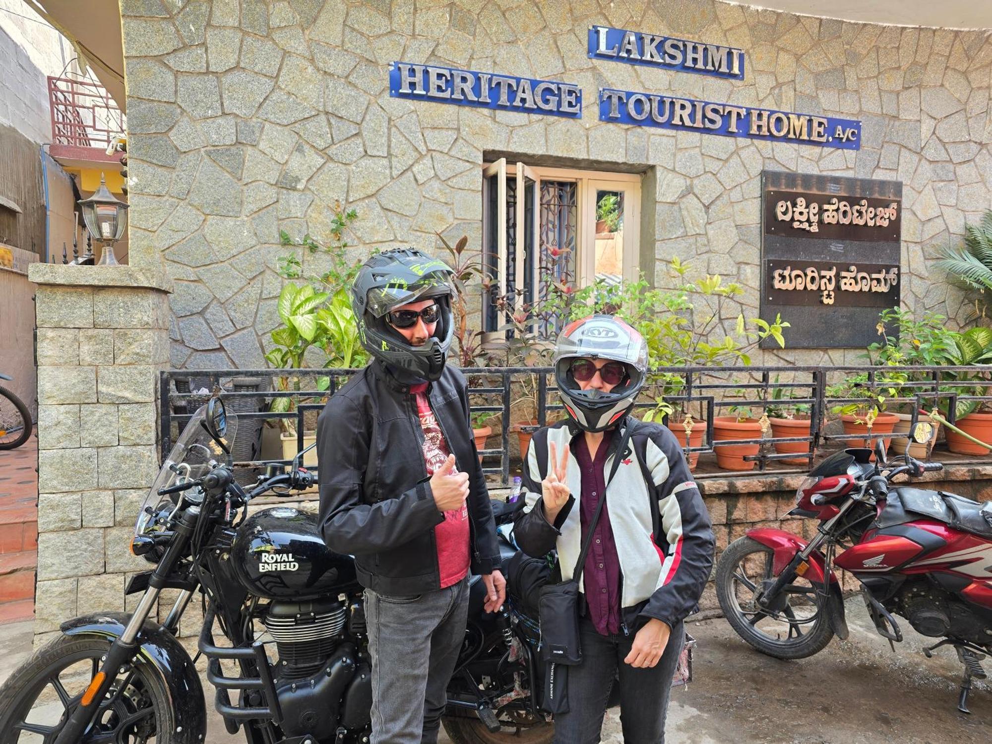 Lakshmi Heritage Tourist Home Hampi Zewnętrze zdjęcie
